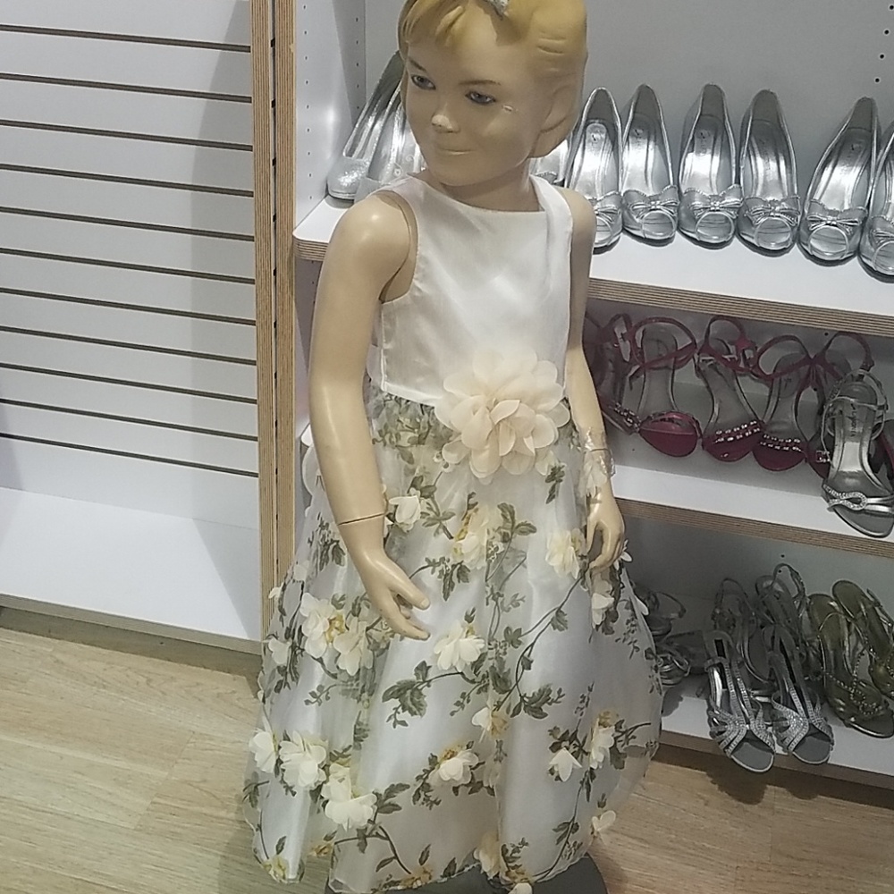 Little girl dress